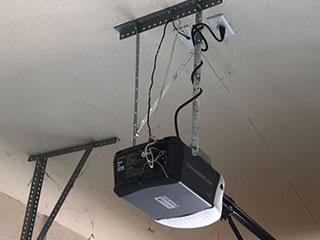 Garage Door Opener Service | Garage Door Repair Oak Park, IL Garage Door Opener Service | Garage Door Repair Oak Park, IL